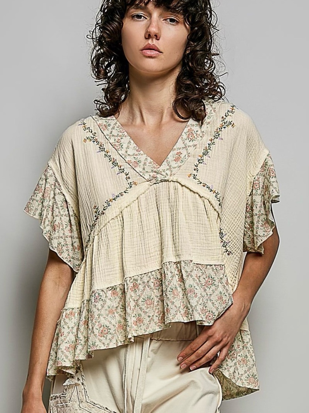 POL Cream Floral Ruffled V-Neck Tunic